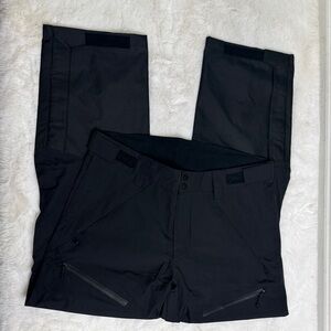 Men's black waterproof Pants medium